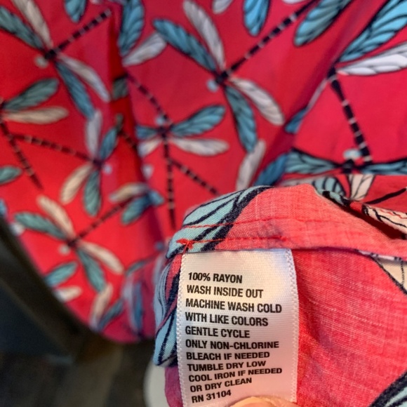 Crown&ivy dragonfly 3/4 sleeve blouse. Never worn - Picture 3 of 4